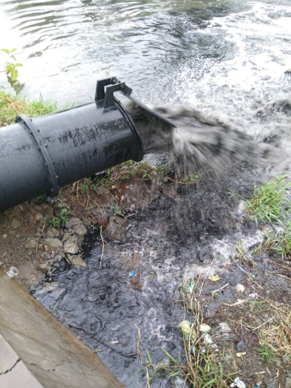 Pengadaan Pompa Diesel Pengendali Banjir/Rob Pasirsari, Pekalongan (2015) - Image 8